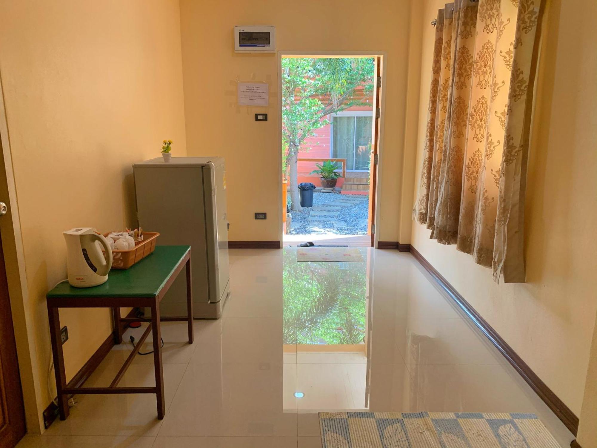 Thippawan Bungalow Ко-Сичанг Экстерьер фото