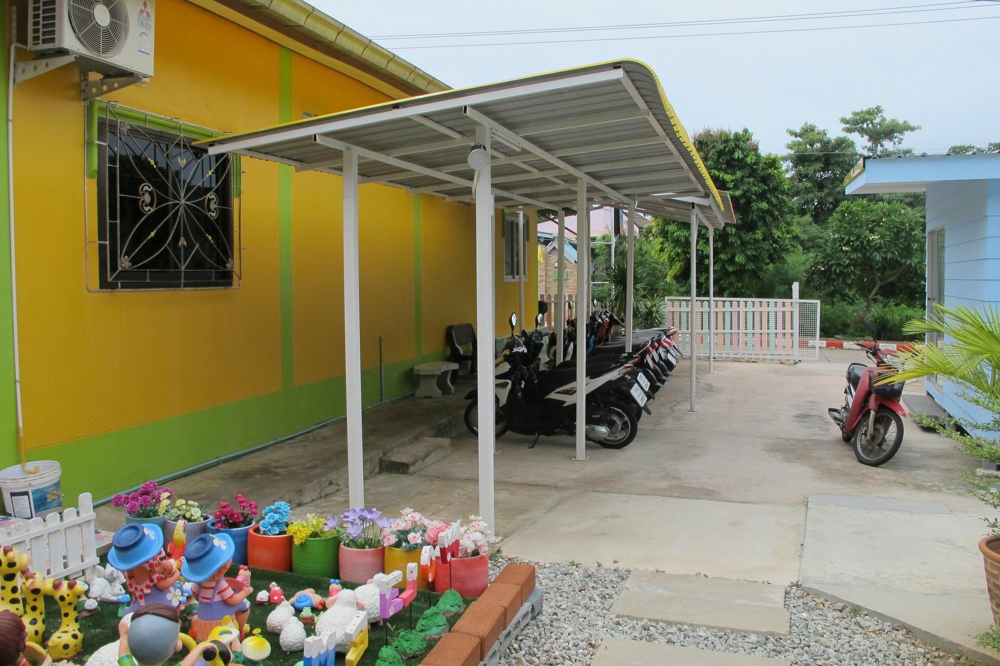 Thippawan Bungalow Ко-Сичанг Экстерьер фото