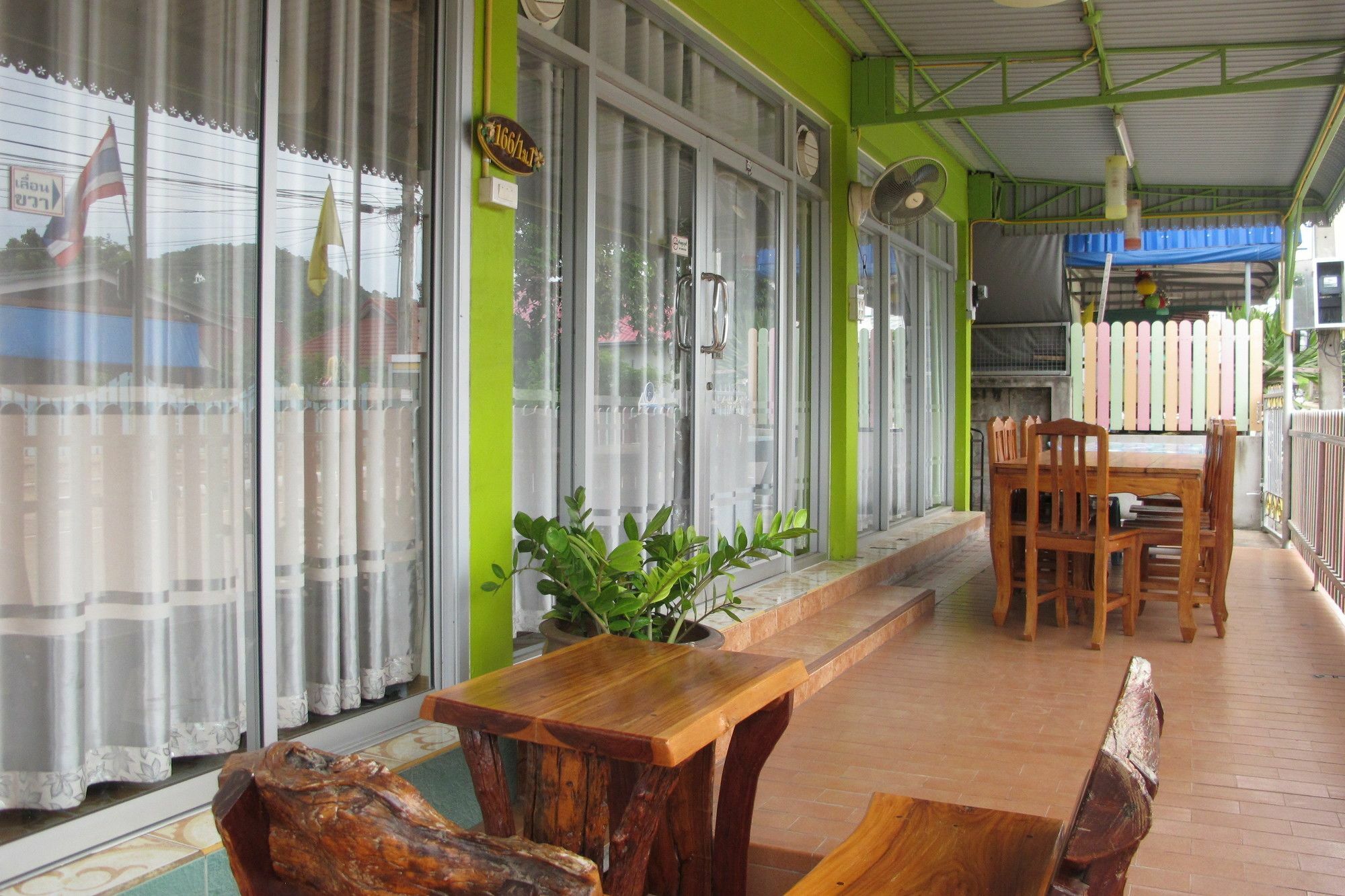 Thippawan Bungalow Ко-Сичанг Экстерьер фото