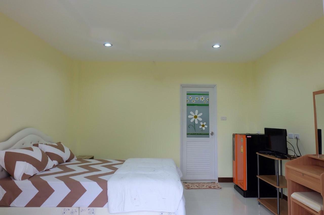 Thippawan Bungalow Ко-Сичанг Экстерьер фото