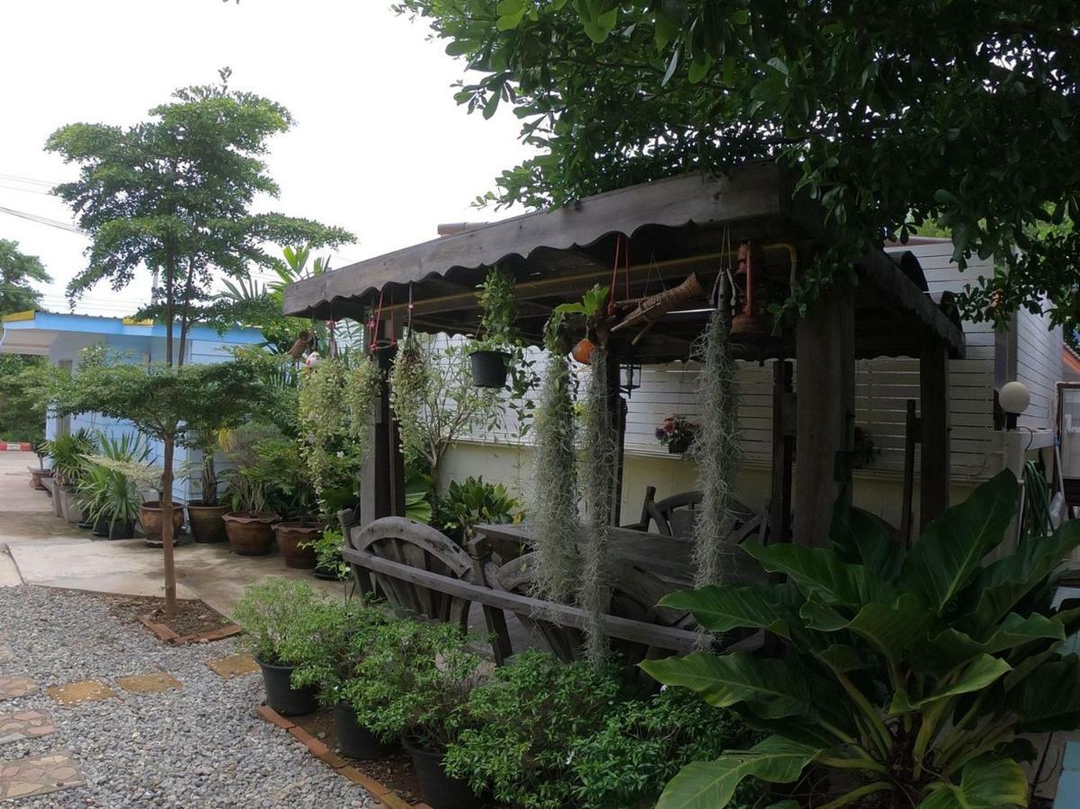 Thippawan Bungalow Ко-Сичанг Экстерьер фото